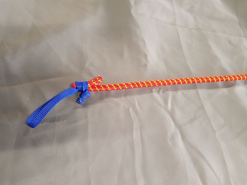 Ligature pour élastique haute dynamique